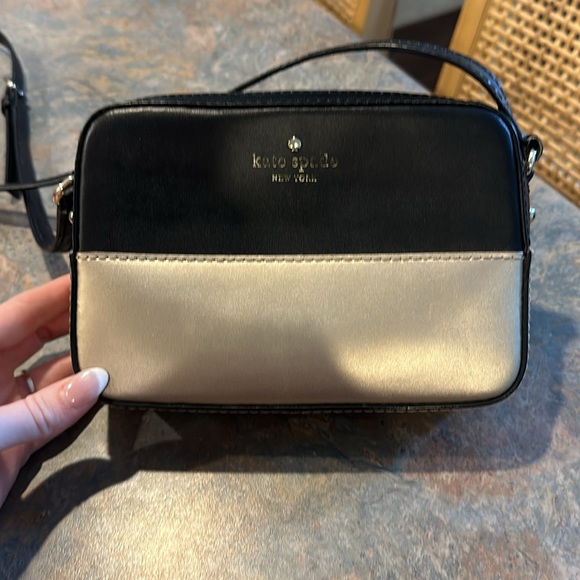 Kate Spade Crossbody - Picture 2 of 5